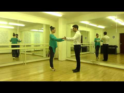 Видео: Свадебный танец видеоуроки  Движение 4