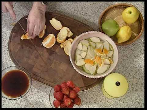 Видео: Мясо в тесте. Фруктовый чай. Яблочный снег. Клубничный напиток. А!