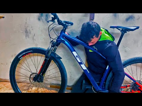 Видео: Обслуживание велосипеда GT Avalanche Comp 2020. Он ВЕСЬ РАЗВАЛИЛСЯ!😨