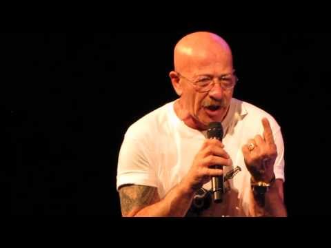 Видео: Александр Розенбаум - Количество прожитых лет совсем неважно