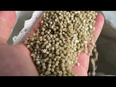 Видео: Коли потрібно використовувати добрива, дослід з КАС-32 на озимому ячмені. Не в добривах панацея.