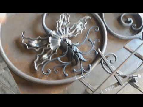 Видео: Кованые перила сборка