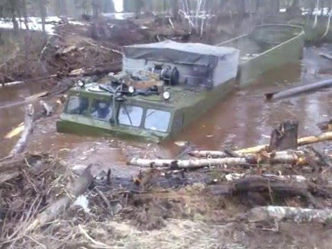 Видео: ДТ 10п Форсирование ручья