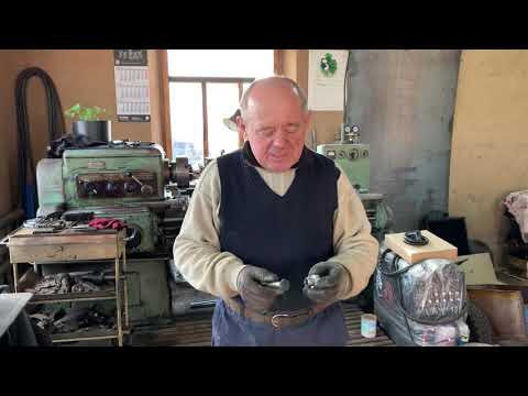 Видео: Мтз82.1 Мтз 80 установка двигателя ОМ 366 Мерседес