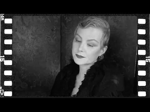 Видео: Новелла «Офелия. Безвинно утонувшая». Читает Рената Литвинова (2020)