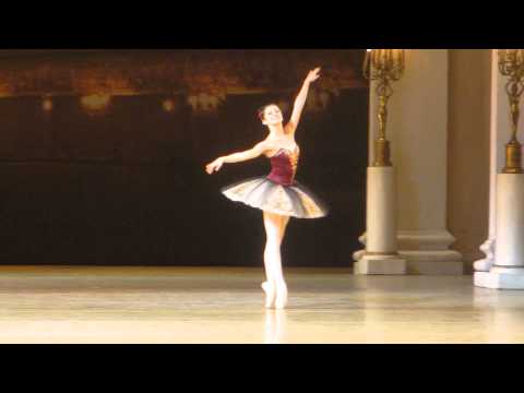 Видео: Ксения Жиганшина Вариация в балете "ПАХИТА"