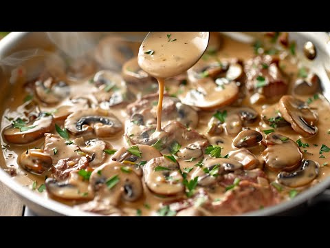 Видео: Невероятно вкусная говядина в сливочном соусе с грибами за 15 минут! Самый простой рецепт на ужин!