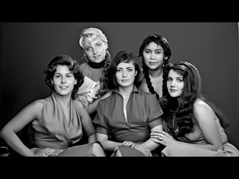 Видео: 30 малоизвестных фотографий актрис СССР. Почему советские женщины были такими красивыми?