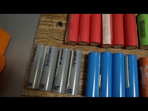 Видео: Разбор аккумуляторов от ноутбука для сборки аккумулятора для электротранспорта.