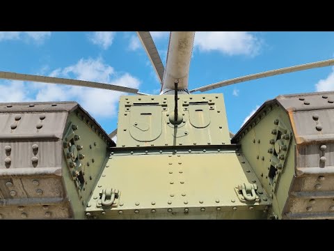 Видео: Каменск-Шахтинский город в котором можно взять танк на прокат / обзор парка " Патриот "