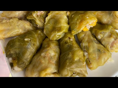Видео: Закарпатські голубці 😋 з ранньою капустою 🥬з буженими ребрами#голубці #закарпатськіголубці#голубці