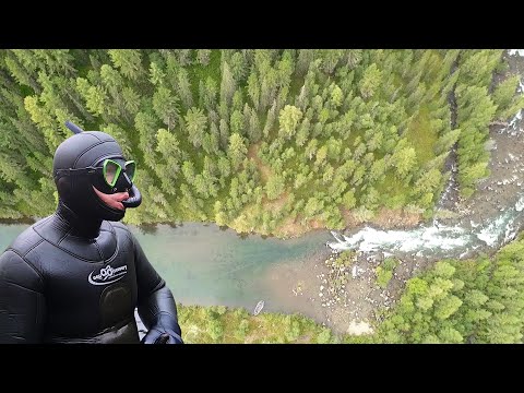 Видео: Здесь рождается горная река. Подводный мир Саян. Повстречались с хозяином тайги.