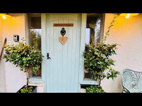 Видео: Экскурсия по английским коттеджам в ноябре – коттедж садовника Блейкни, Норфолк | Экскурсия «Убор...
