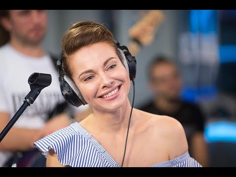 Видео: Екатерина Гусева о мюзикле "Анна Каренина" и томике Толстого в телефоне