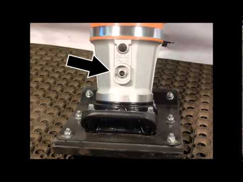 Видео: Видеоинструкция по работе с вибротрамбовкой Grost TR 14C