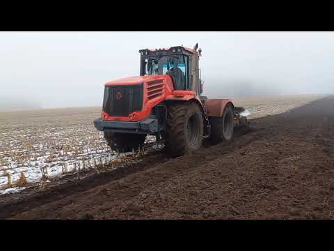 Видео: Вспашка зяби. Нью Холланд с оборотным плугом,Кировец К 744р1 с БДТ 5 ПР, К 739СТ с оборотным плугом