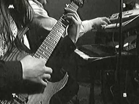 Видео: Бахыт компот  (Кладбищенская клубника)