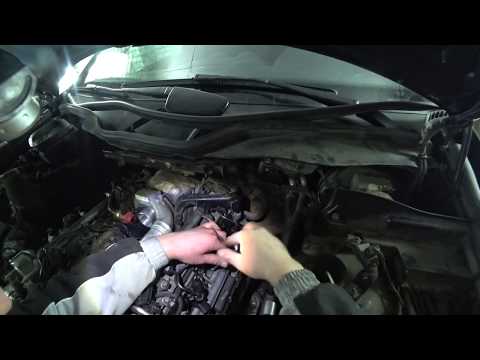 Видео: Замена форсунок Mercedes ML дизель. Как снять?