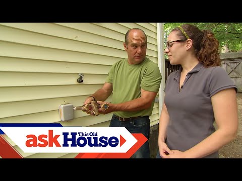 Видео: Как провести горячую воду на улицу | Спросите этого старого дома
