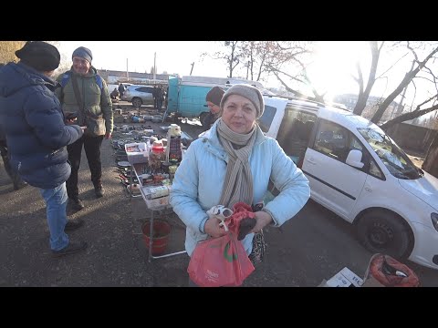 Видео: ПРИВЁЗ МАМУ НА БАРАХОЛКУ