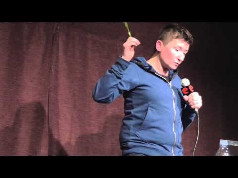 Видео: Автограф-сессия Дианы Арбениной. Питер. 14.03.2014.