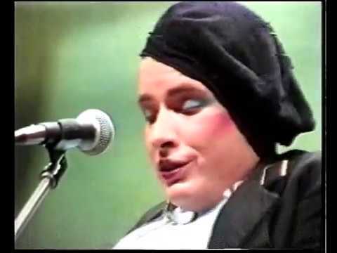 Видео: Верка Сердючка - проводница. Тернополь. 1998 год