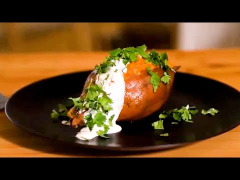 Видео: Как Приготовить Запечённый Батат с Чечевицей