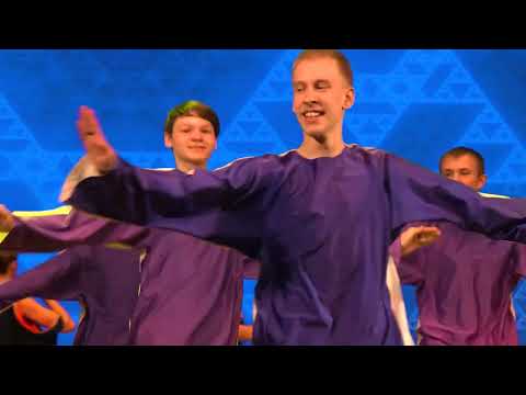 Видео: "Поверь в мечту!": новая программа воспитанников хореографической школы ЕАО и театра танца "Сюрприз"