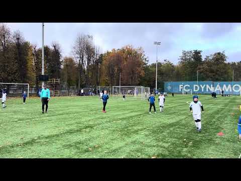 Видео: ⚽️Чемпіонат міста Києва⚽️ | 2017 р.н. | Олімпік 1:1 Динамік(2) | 1 тайм