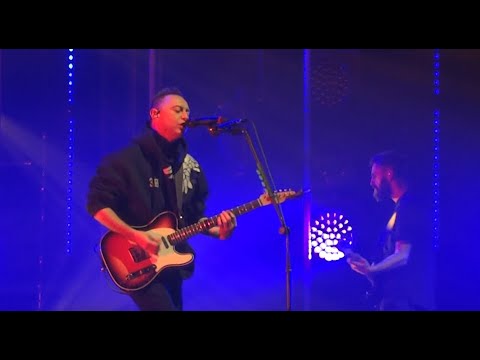 Видео: Звери - 07 - В моём городе - Архангельск - Дворец спорта профсоюзов - 20 февраля 2023 год