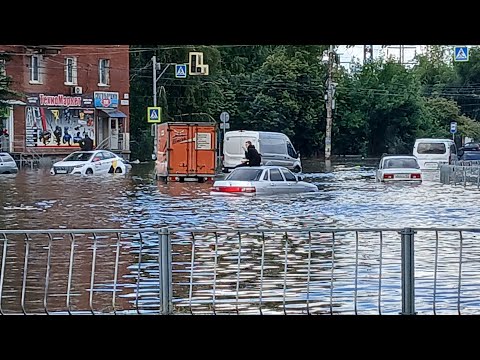 Видео: Потоп в Самаре на ул Елизарова. 14.08.2024