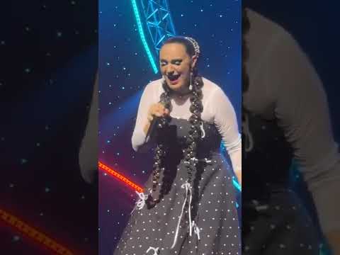 Видео: Елена Ваенга. Белая птица. 30 июля 2025. Летний концерт в БКЗ