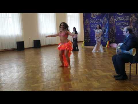 Видео: Импровизация, Королева табла-соло