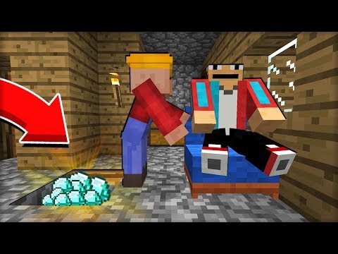 Видео: ДРУГ СКРЫВАЛ ЭТО У СЕБЯ ПОД ДИВАНОМ В МАЙНКРАФТ 100% ТРОЛЛИНГ ЛОВУШКА MINECRAFT