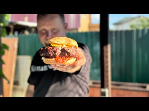 Видео: Суперсочный чизбургер 🍔 прожарка Medium