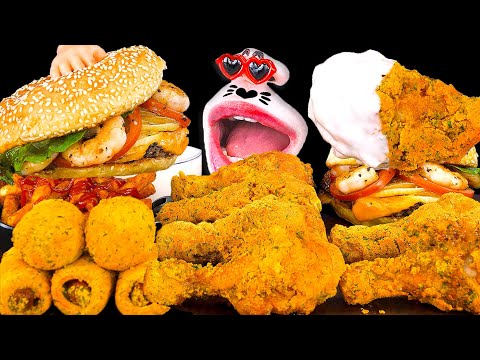 Видео: Бургер с креветками, сыром и курицей с сыром ASMR Mukbang Eating Show!