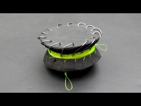 Видео: Посмотрите, какой невероятный аксессуар для держателя крючка делает этот рыбак.