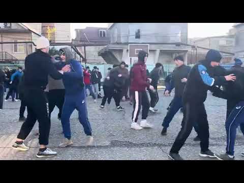 Видео: Зарядка и завтрак в УОРе Хасавюрт 4 ноября