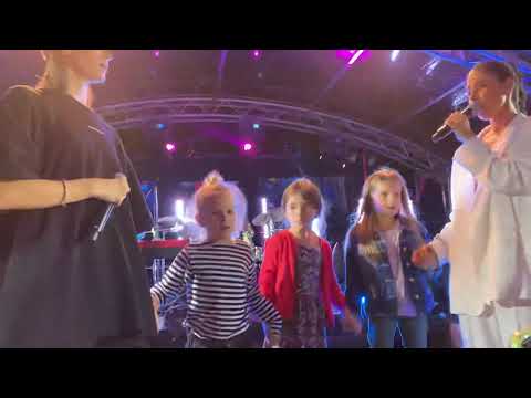 Видео: #2Маши Время 30.08.2020 Летний концерт на корабле