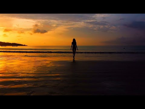 Видео: Усмихвай се - Александра Полежанова (Ally)