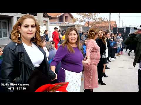 Видео: Момин ден на Яница и Методи с Болярци Митко Касъмов 0879187720