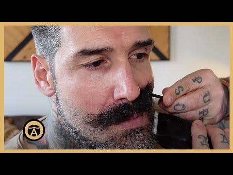 Видео: Превращение Усы в Ван Дайка! Да или нет?