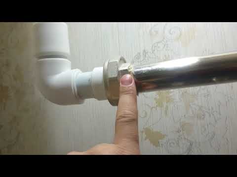 Видео: Устраняем течь в полотенчике в ванной комнате