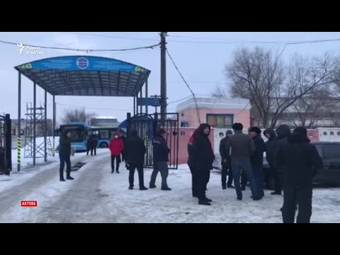 Видео: «Моя зарплата — 32 тысячи тенге». Забастовка водителей автобусов в Актобе