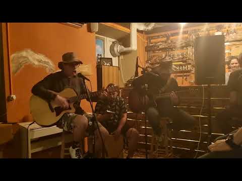 Видео: Братство Бобра - Лягушки и сатана