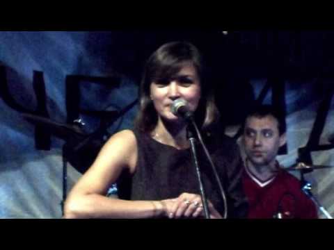 Видео: ИННА ЖЕЛАННАЯ & FARLANDERS - гримёрка, Вир-вир (10 лет)