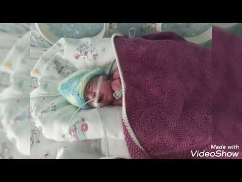Видео: недоношенный ребёнок 26 недель радился 3 месяца раньше / վաղաժամ ծնված երեխա  26 շաբաթական