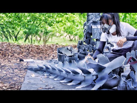 Видео: Меха Годзилла высотой 2 метра из EVA!