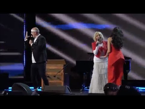 Видео: Лайма Вайкуле Рандеву 2017 День - 2