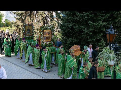 Видео: Крестный ход в день Собора преподобных отцов Святогорских в Святогорской Лавре 24.9.2024 г.